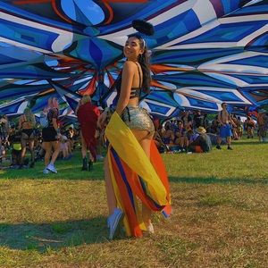 Meet your Posher, Vanessa